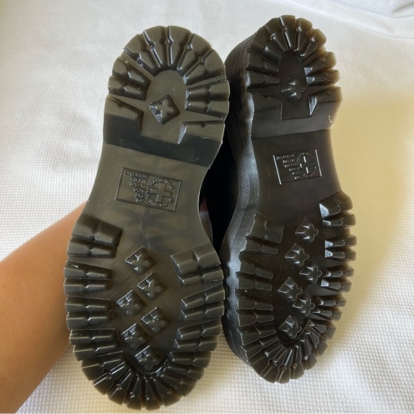 Dr. Martens Bethan Platform Shoes - Picture 7 of 14